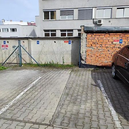 Kuzmanyho Centrum * Zilina